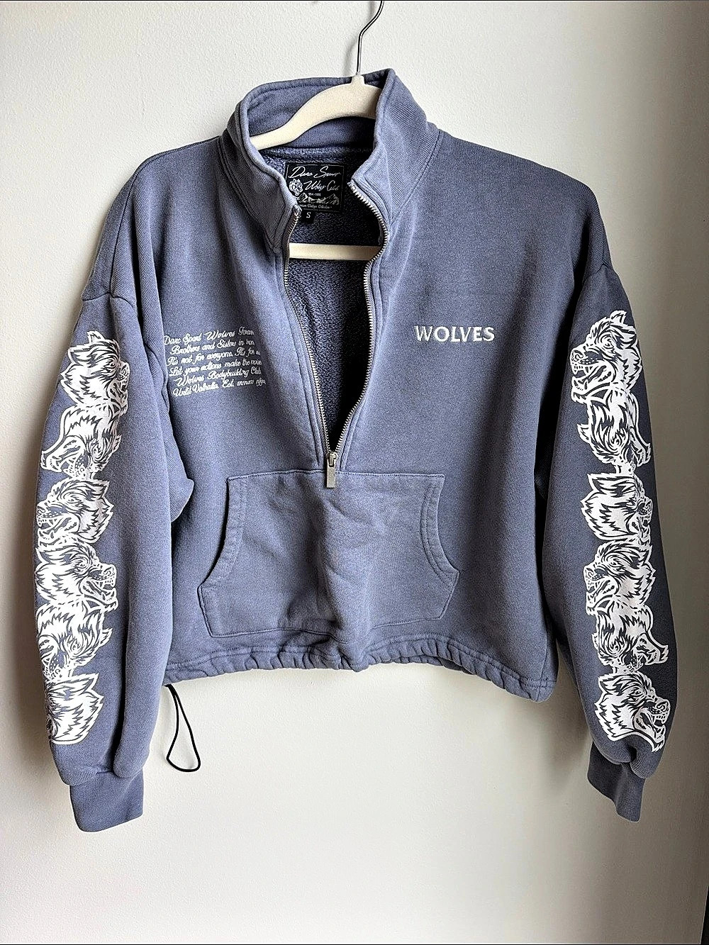 Darc Sport Wolves Club Cropped Half-Zip in Periwinkle Size Small